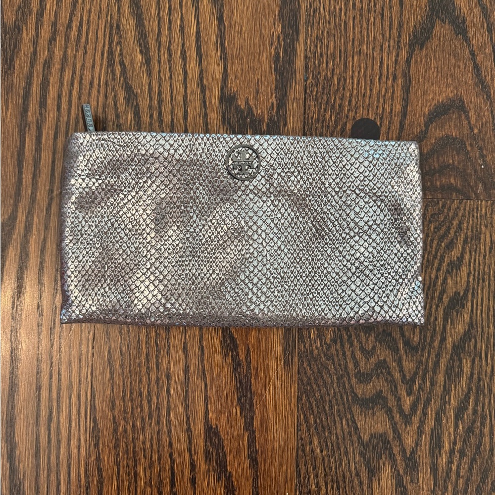 Tory Burch Silver Snakeskin Patterned Clutch